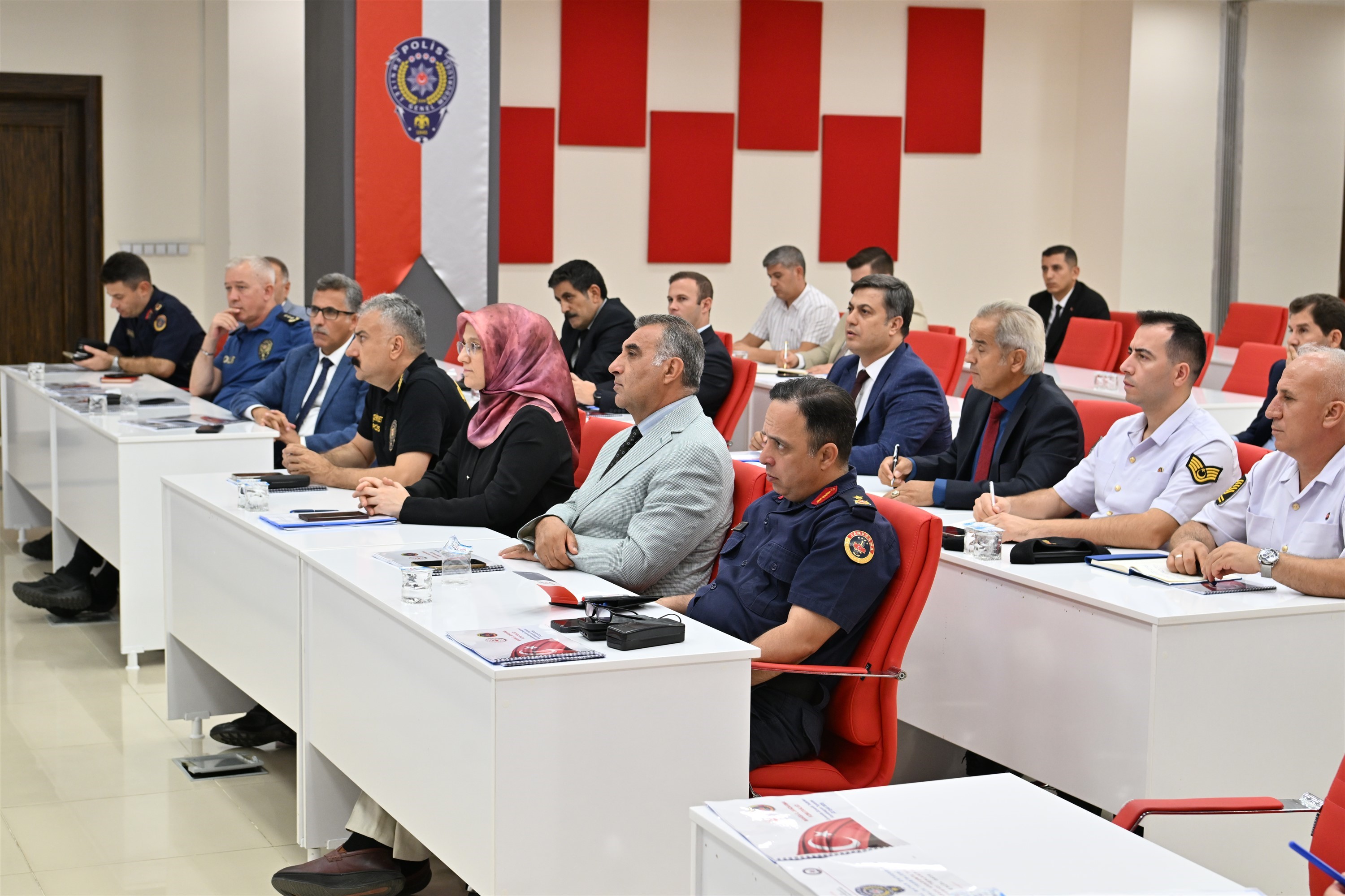 Manisa’da Üniversite Güvenliği Için Harekete Geçildi (2)
