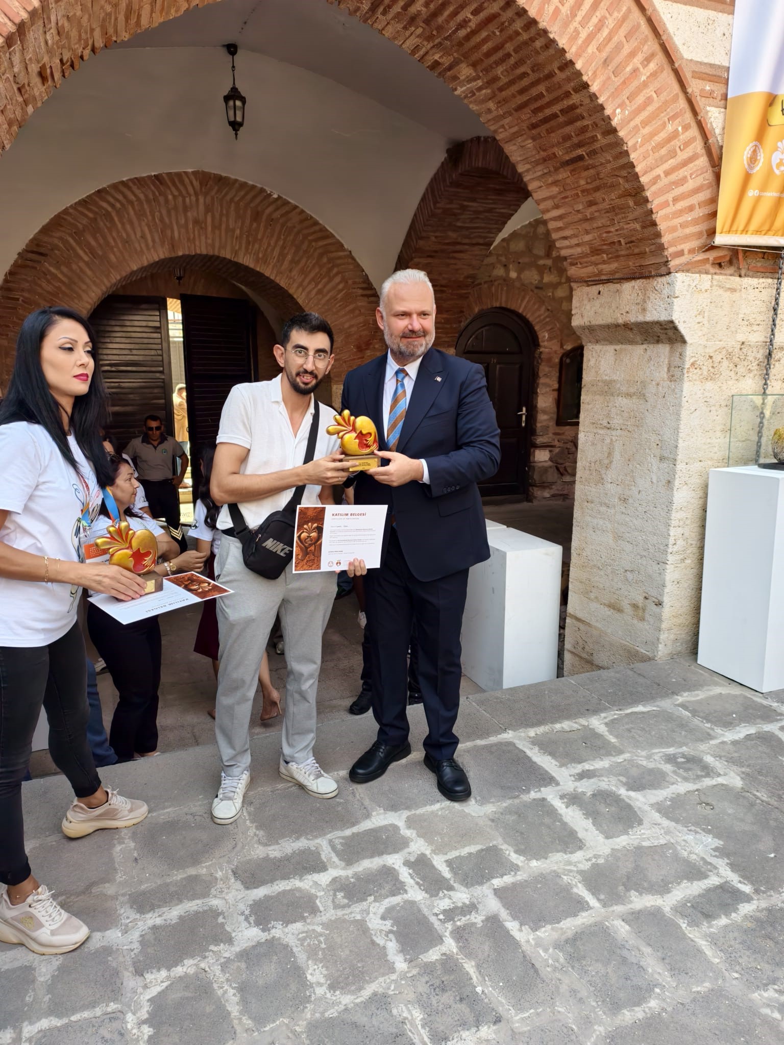 Manisalı Fotoğrafçılar Menemen’de Ödüllerini Aldı (4)
