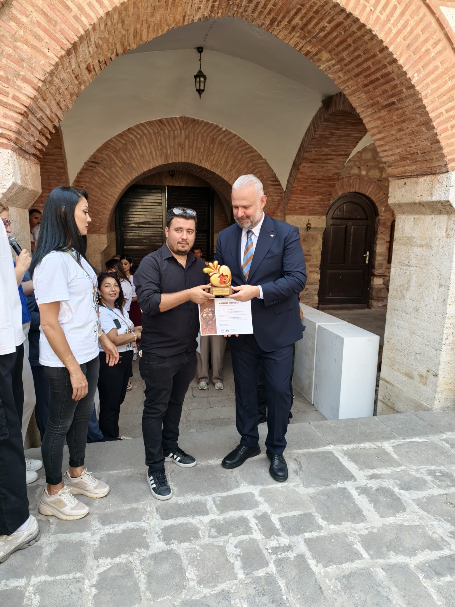 Manisalı Fotoğrafçılar Menemen’de Ödüllerini Aldı (5)