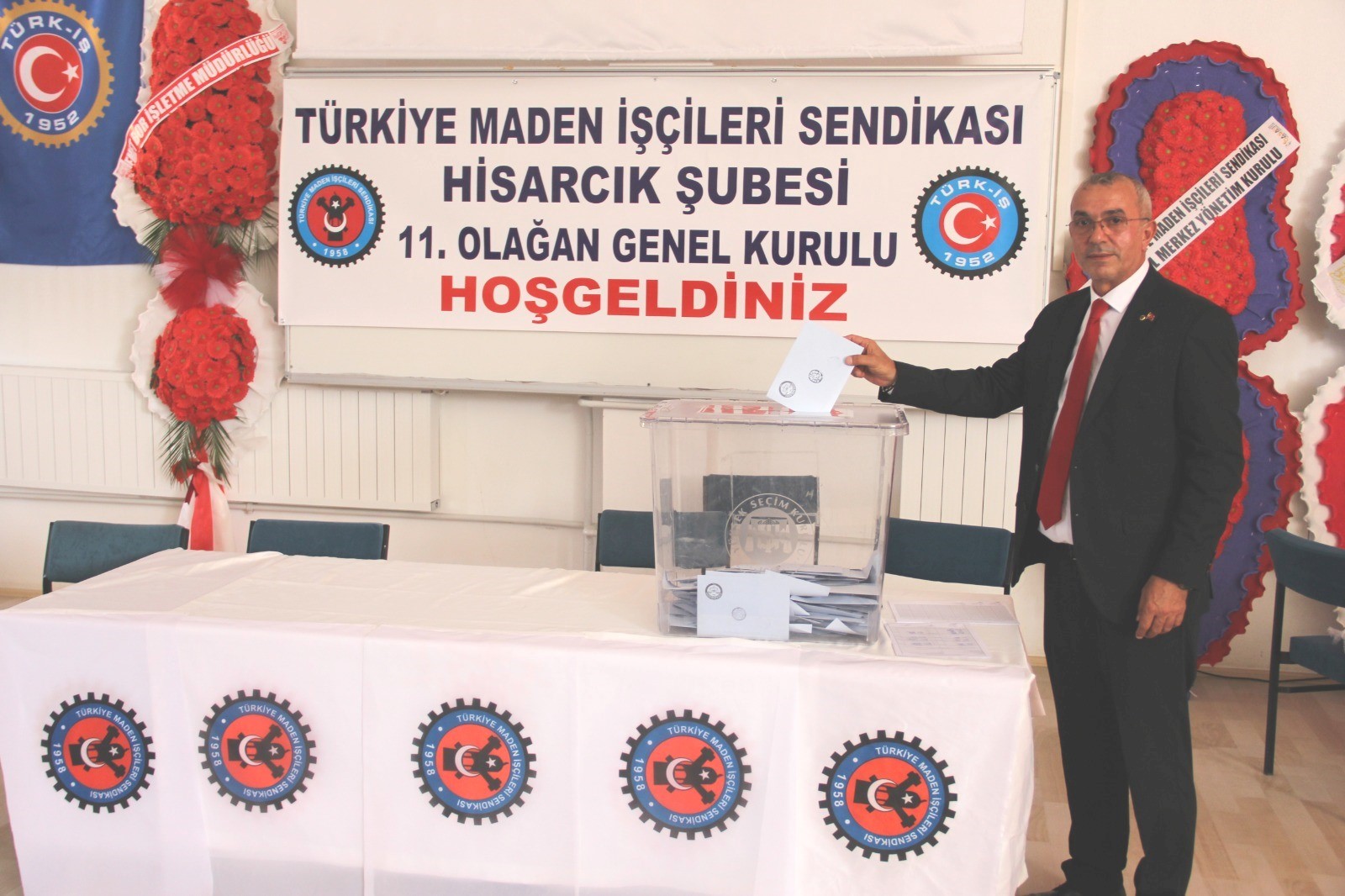 Memiş Guguş, Güven Tazeledi (2)