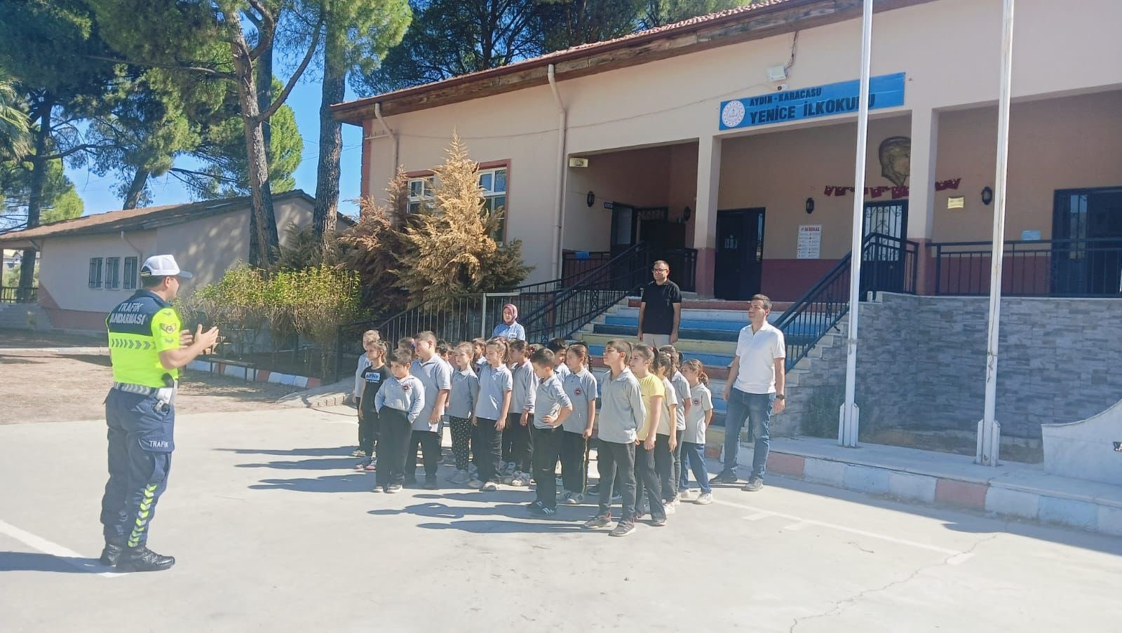 Öğrencilere Trafik Bilinci Aşılandı (1)