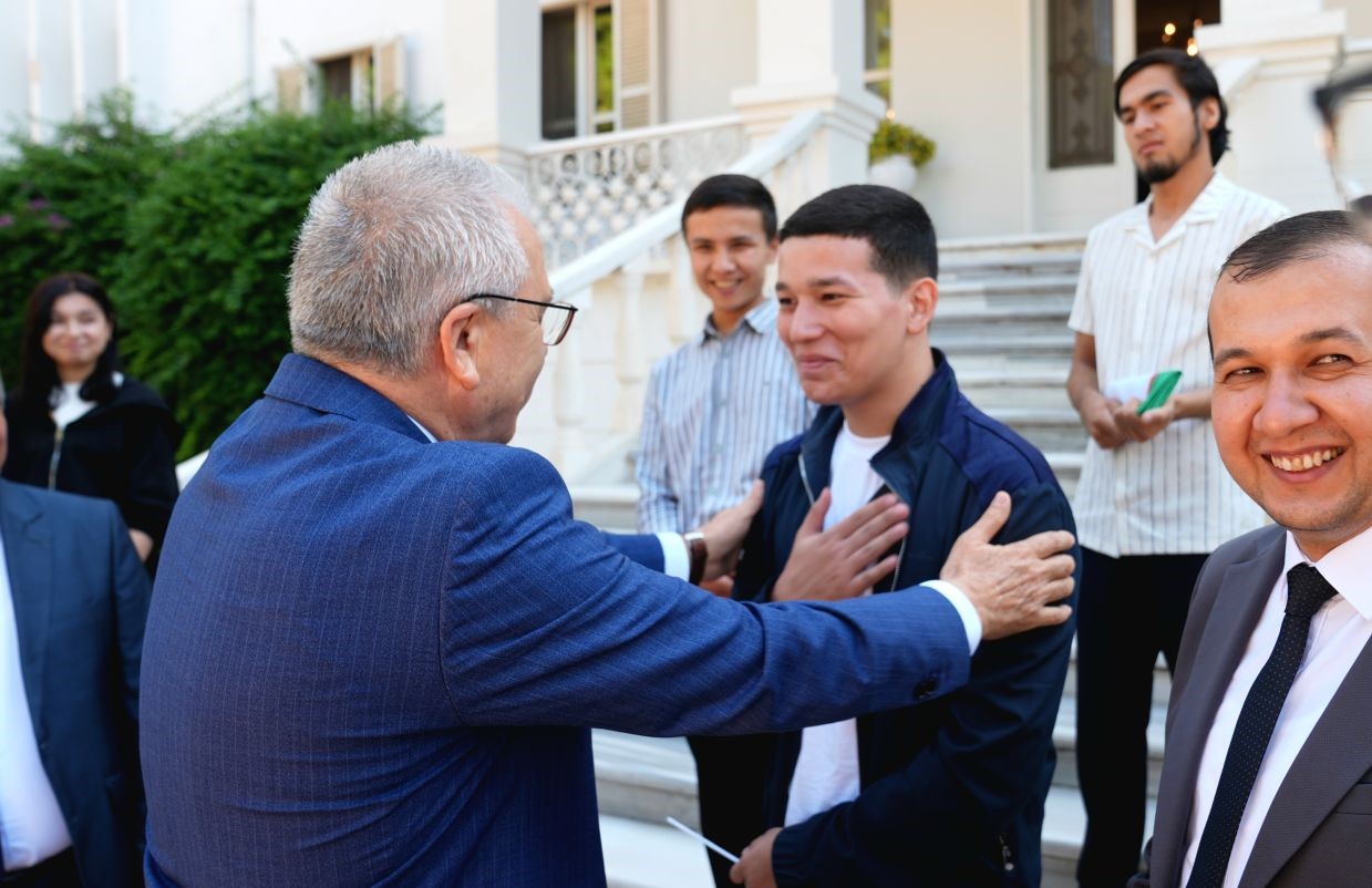 Özbek Öğrencileri Ağırladı (3)