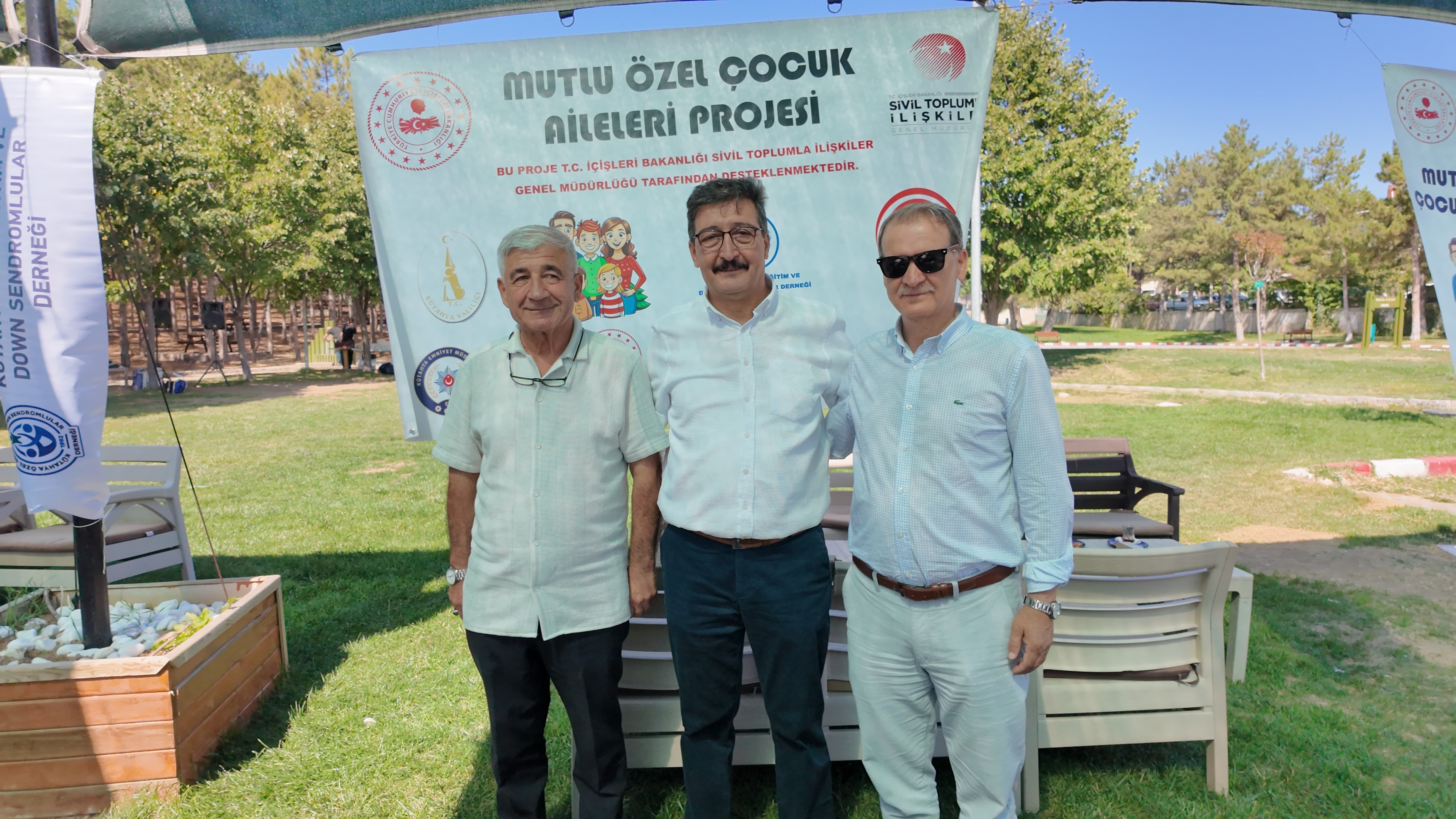 Özel Çocuklar Ve Aileleri Gediz'deki Piknikte Buluştu (4)