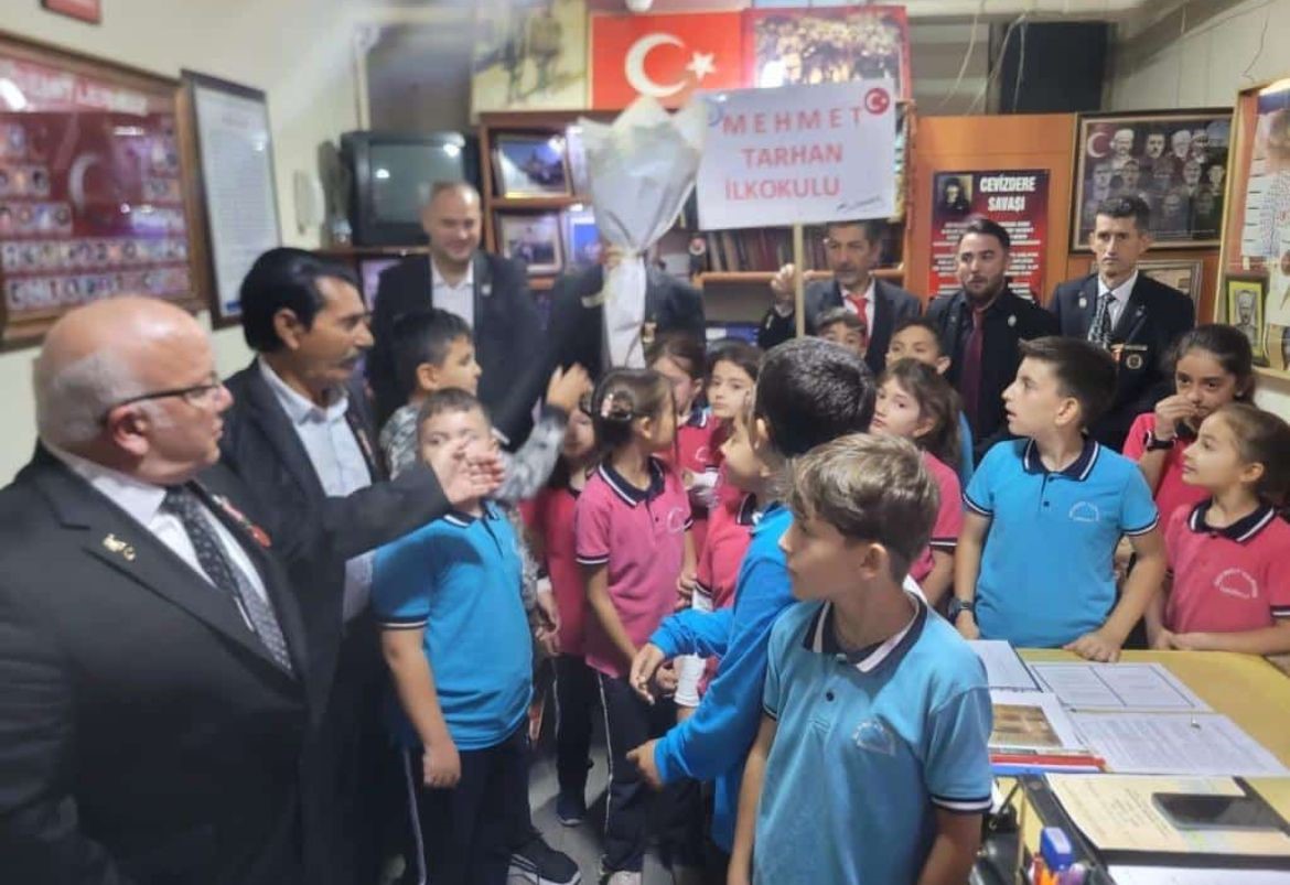 Şehitleri Ve Gazileri Derneğinden Bilgiler Aldı (2)