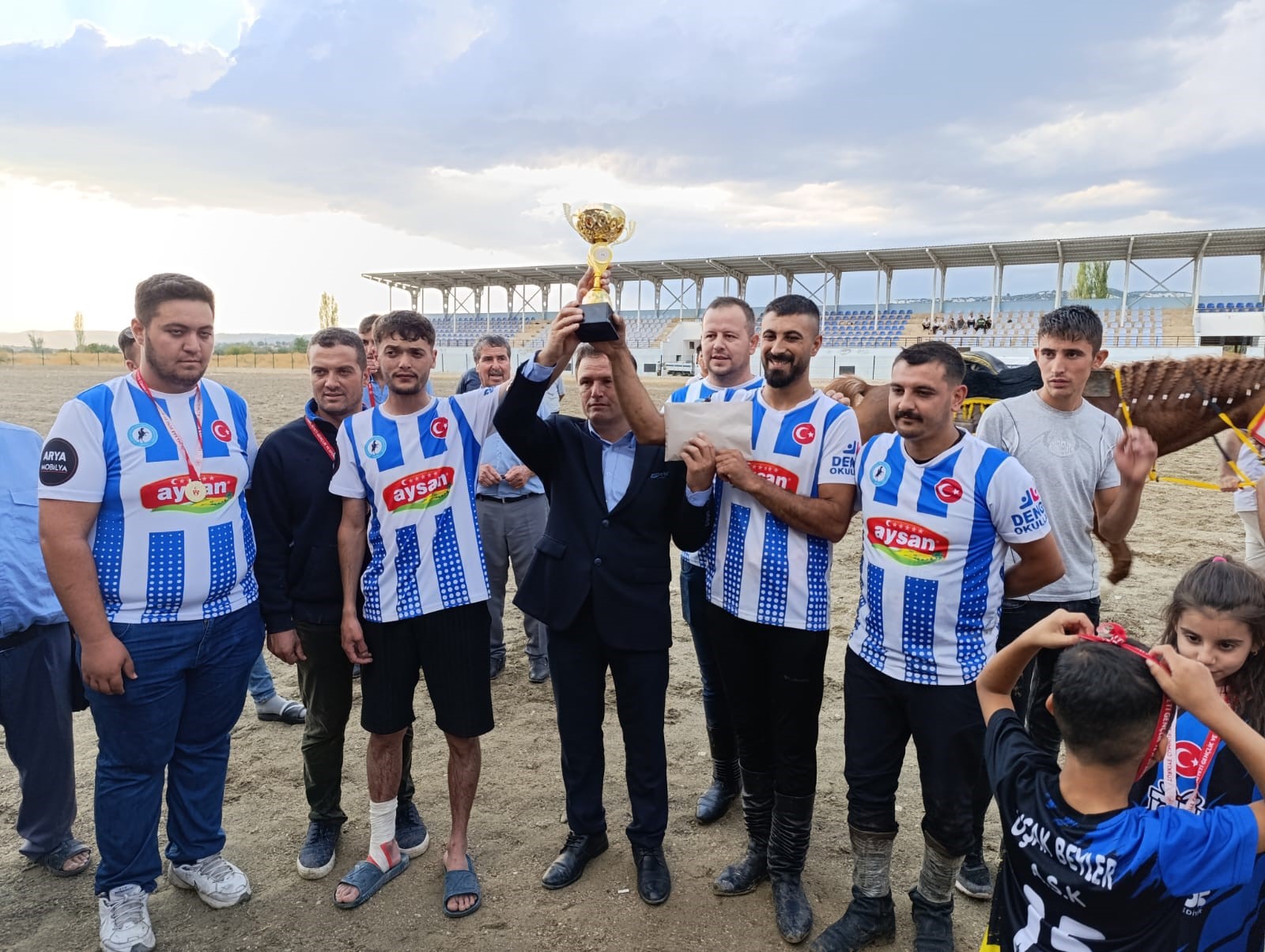 Selendi Beypınar Atlı Spor Kulübü, Çeyrek Finalde Manisa’yı Temsil Etmeye Hak Kazandı (3)