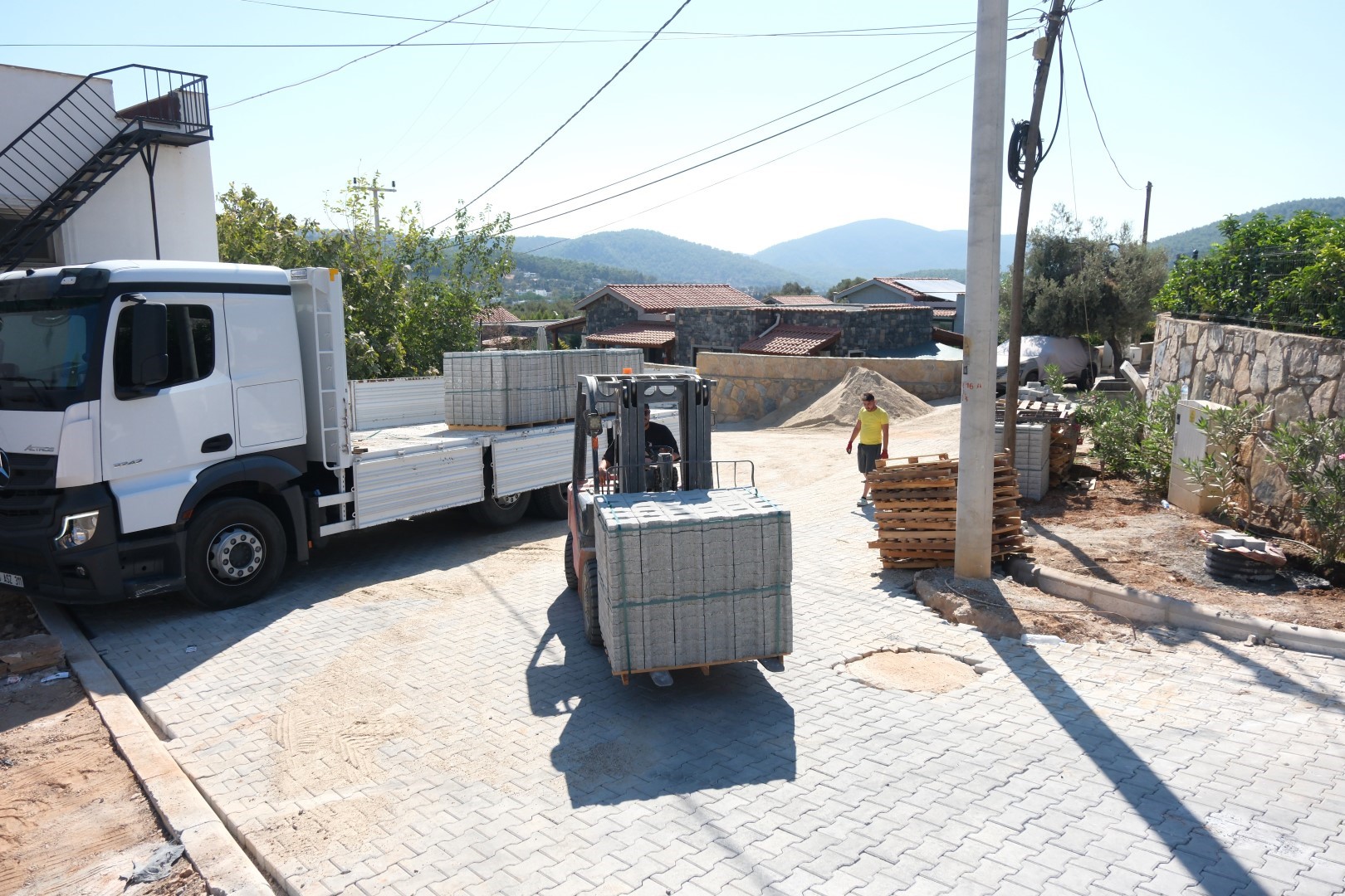 Üst Yapı Çalışmalrı Sürüyor (3)