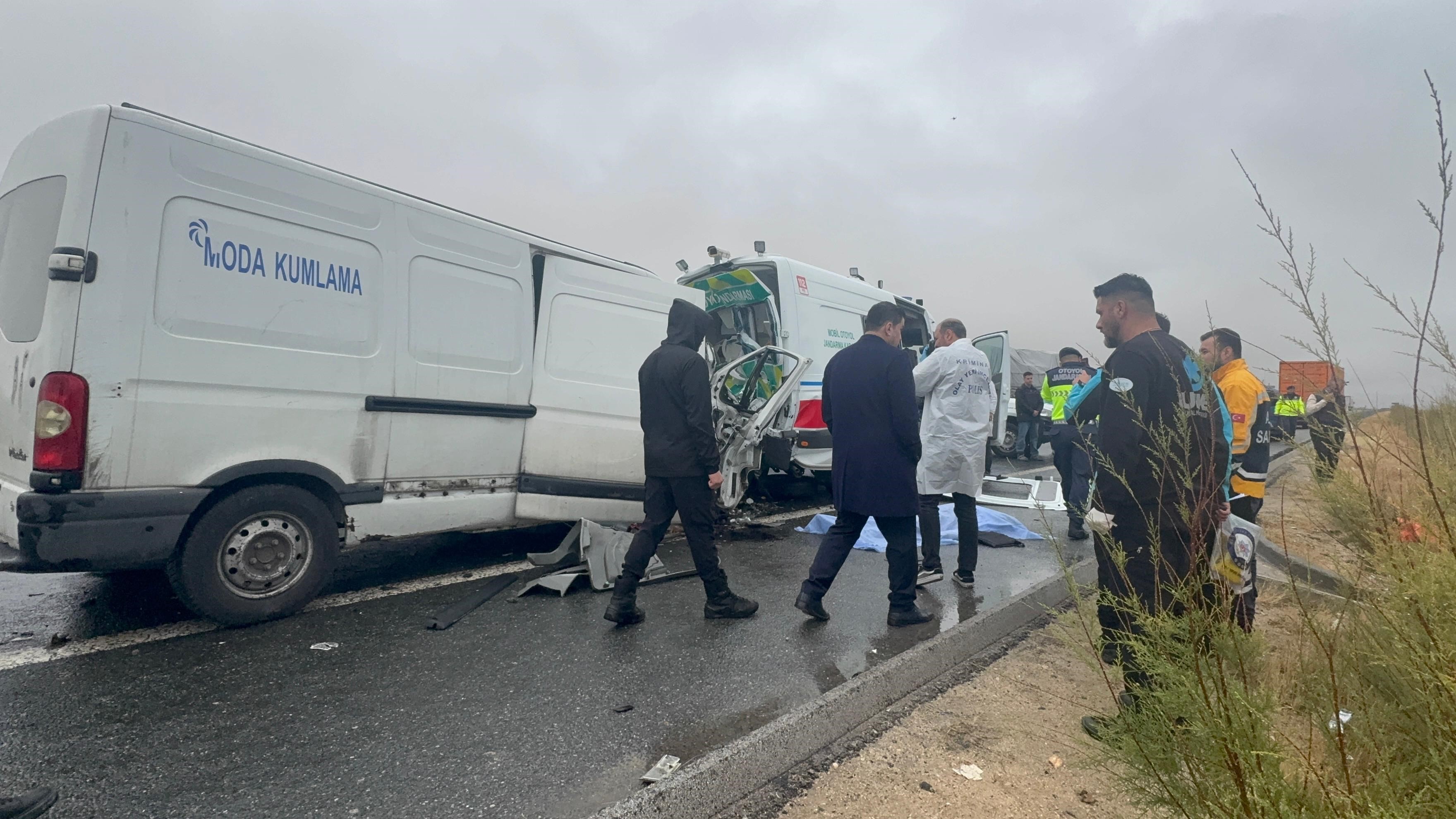 Vali Kumbuzoğlu Kazada 2 Jandarma Şehit Oldu, (1)
