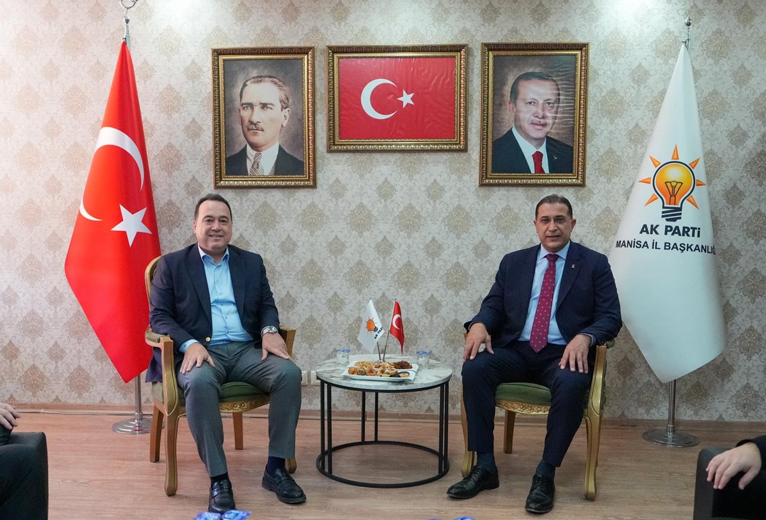 Başkan Dutlulu’dan AK Parti İl Başkanlığı’na Ziyaret-1.1