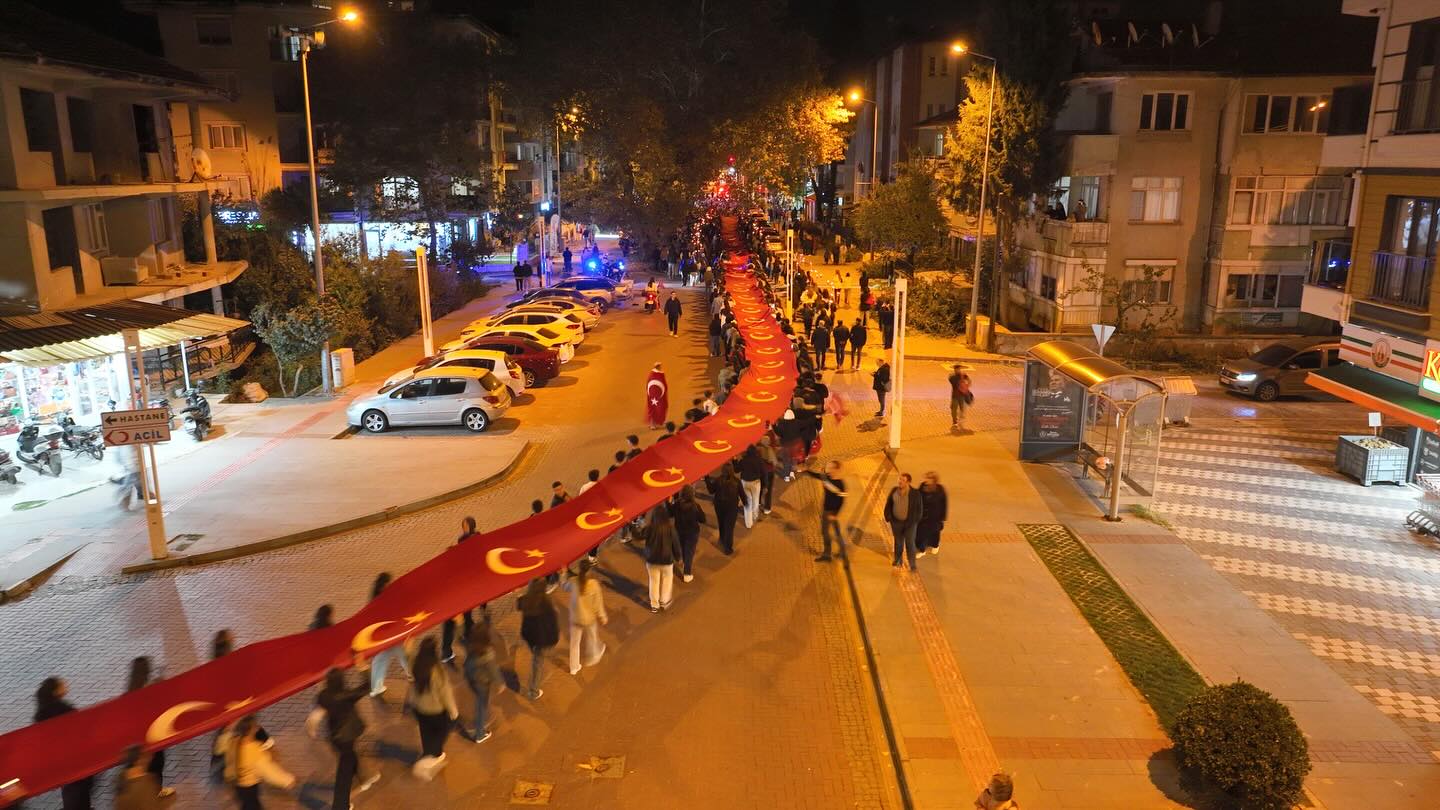 571592194 18530189317007652 8298977589505459878 N