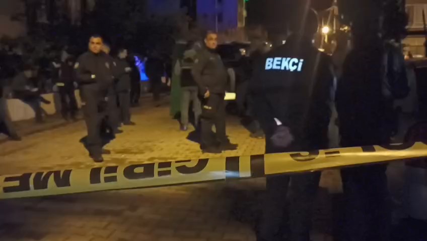 Olayın ardından bölgede geniş güvenlik önlemleri alınırken, Edremit Cumhuriyet Savcılığı tarafından soruşturma başlatıldı.