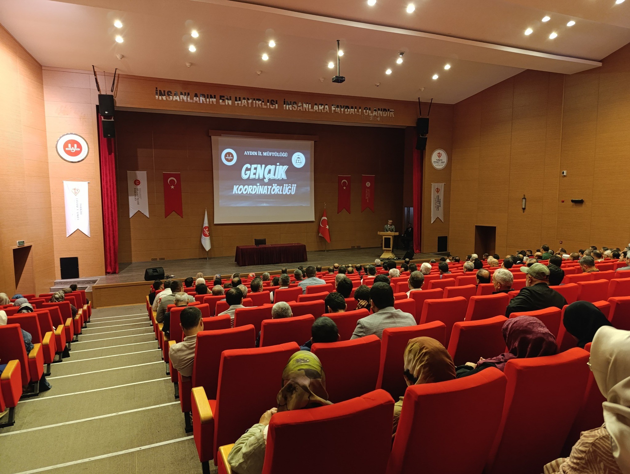 Aileye Ve Gençlere Yönelik Faaliyetl (2)