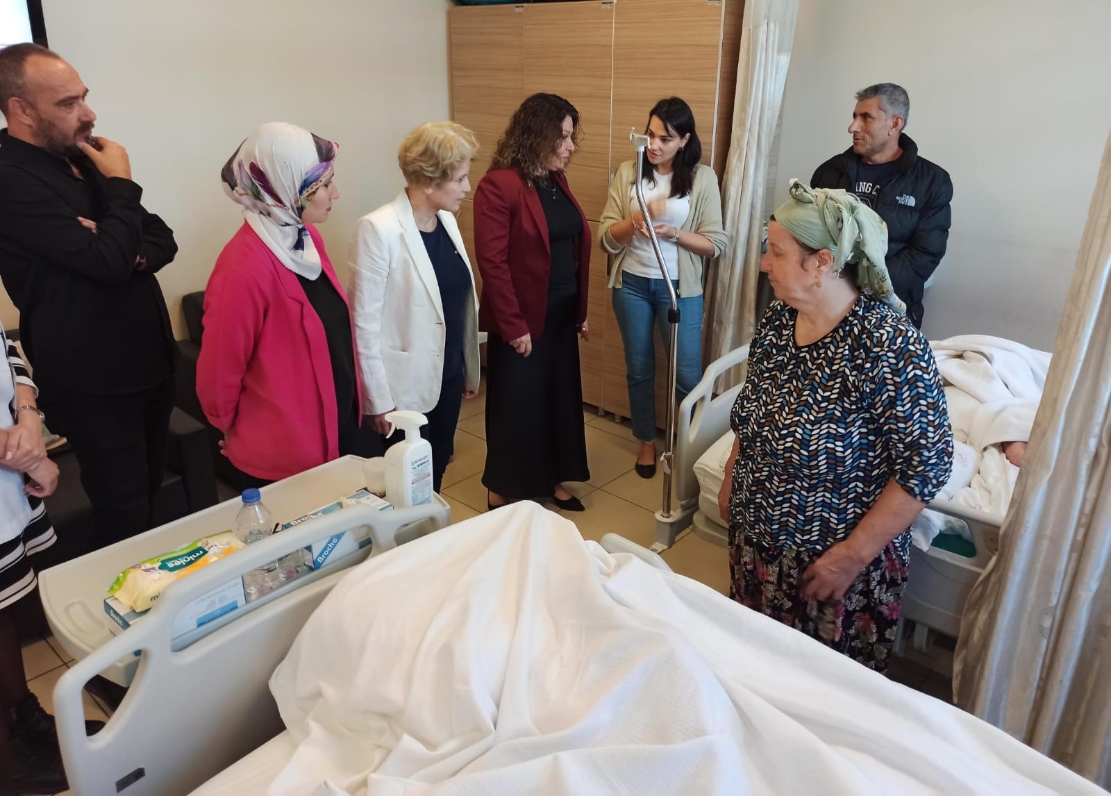 Aydın Devlet Hastanesi'nde Dünya Palyatif Bakım Günü Dolayısıyla Anlamlı Bir Ziyaret Gerçekleştirilirken (2)