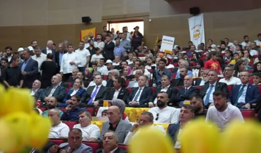 Bir Zamanların Iktidar Partisinden O Il De Gövde Gösterisi (1)