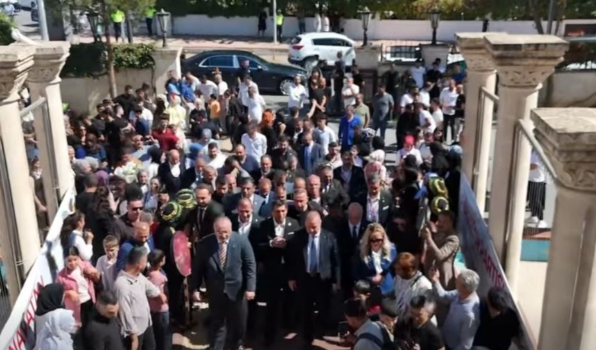 Bir Zamanların Iktidar Partisinden O Il De Gövde Gösterisi (3)