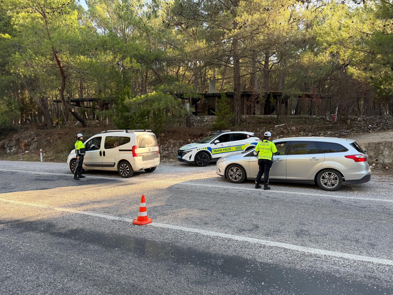 Çeşme İzmir Eski Yolunda Trafik Güvenliği (2)