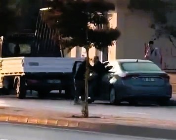 Denizli'de Korkunç Olay 3 Çocuğunun Gözü Önünde Vuruldu! (1)
