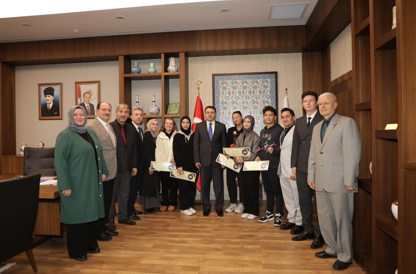 Ege'de Öğrencilere Ödül (1)
