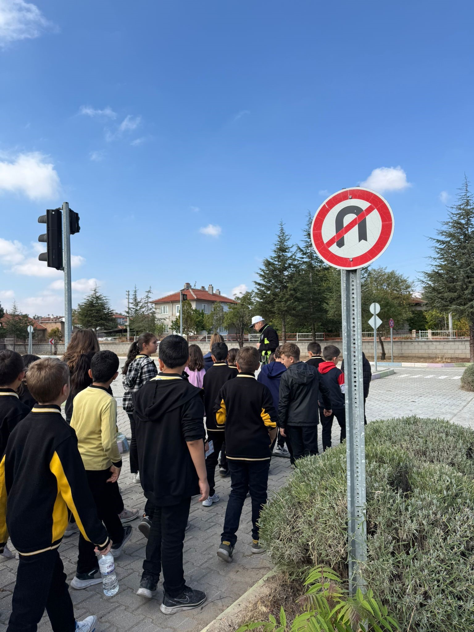Ege'de Öğrencilere Trafik Güvenliği Eğitimi (2)
