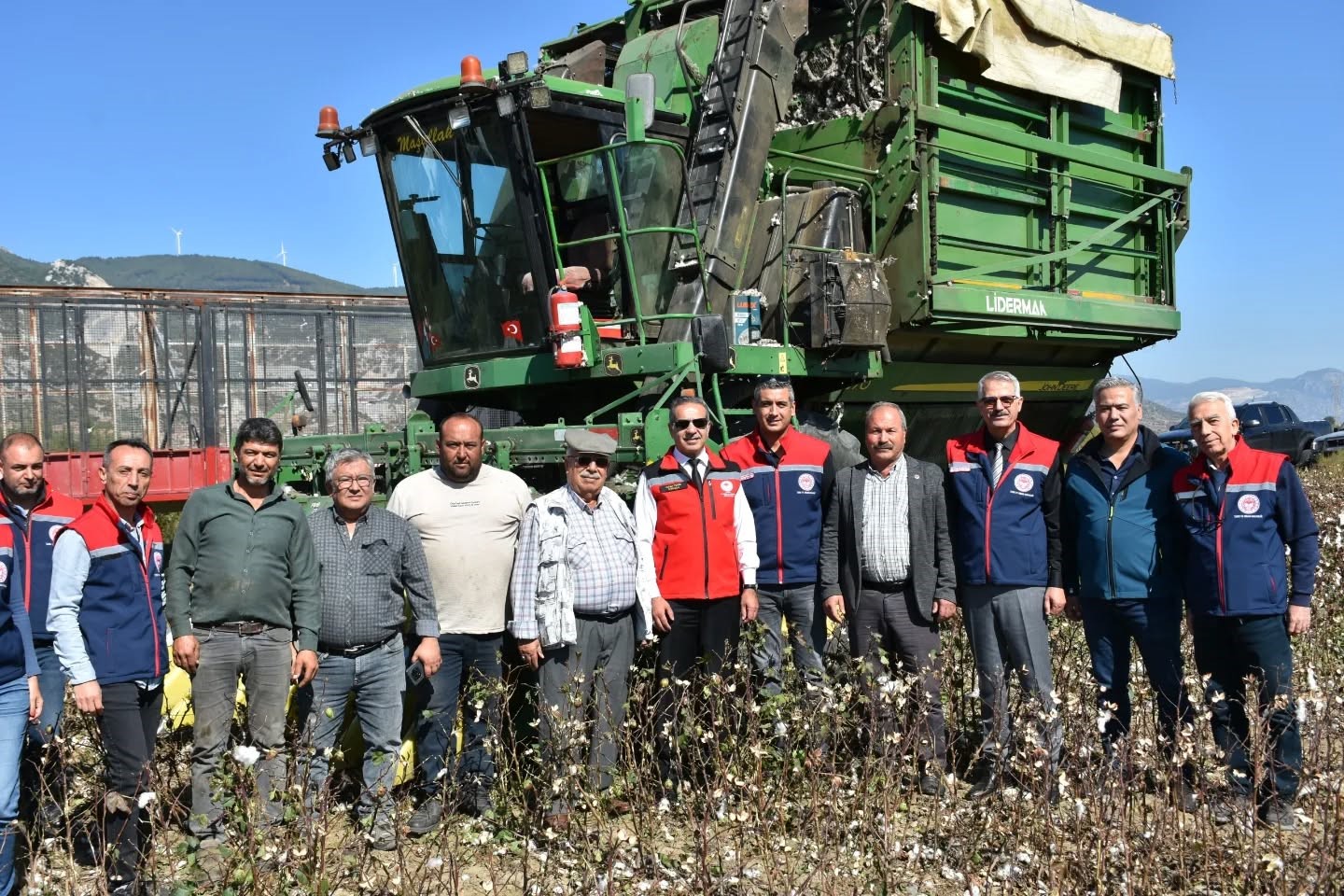 Ege'de Pamuk Hasadı Sürüyor (4)