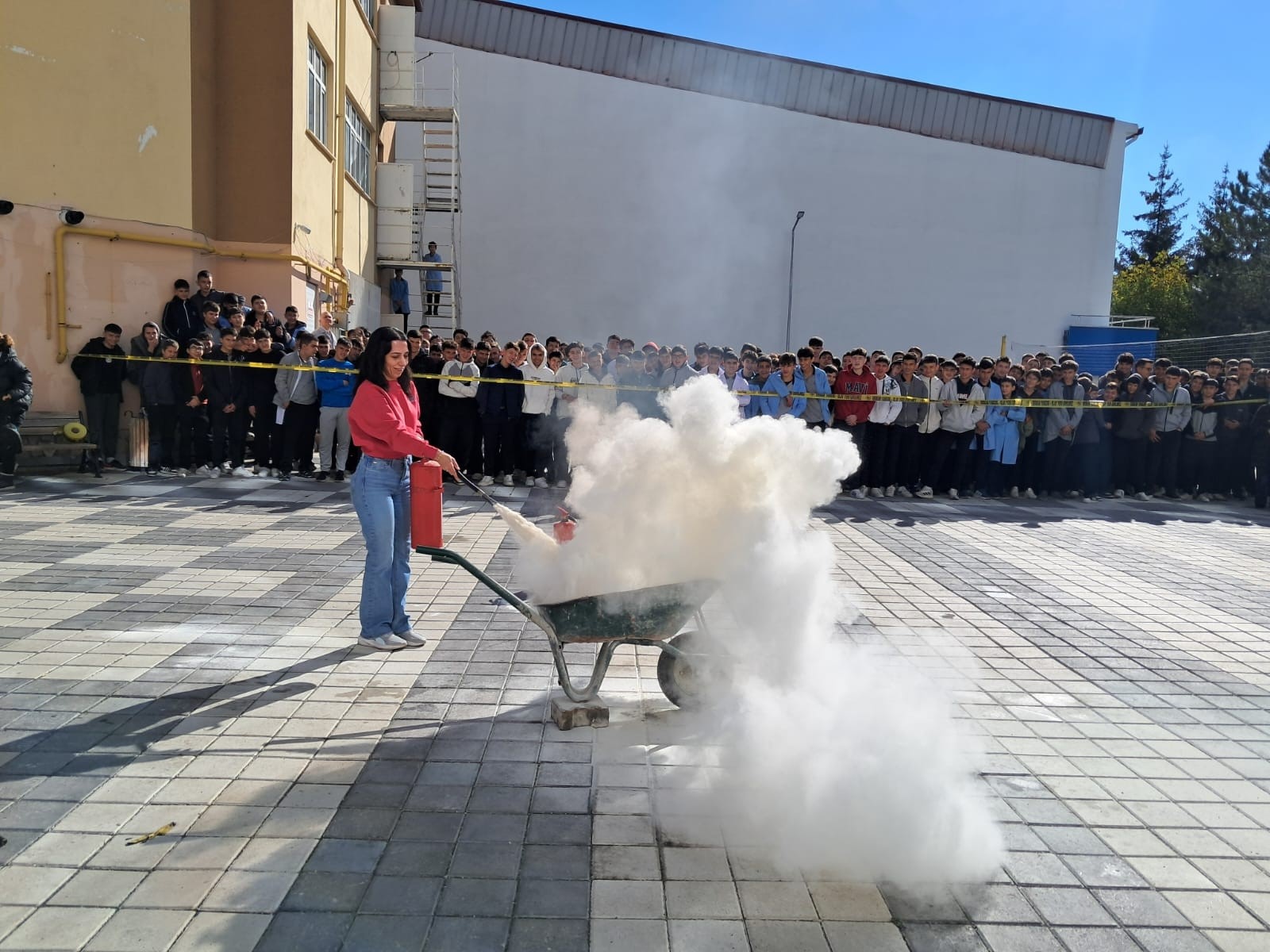 Ege'de Tüm Okullarda Eş Zamanlı Tatbikat! (2)