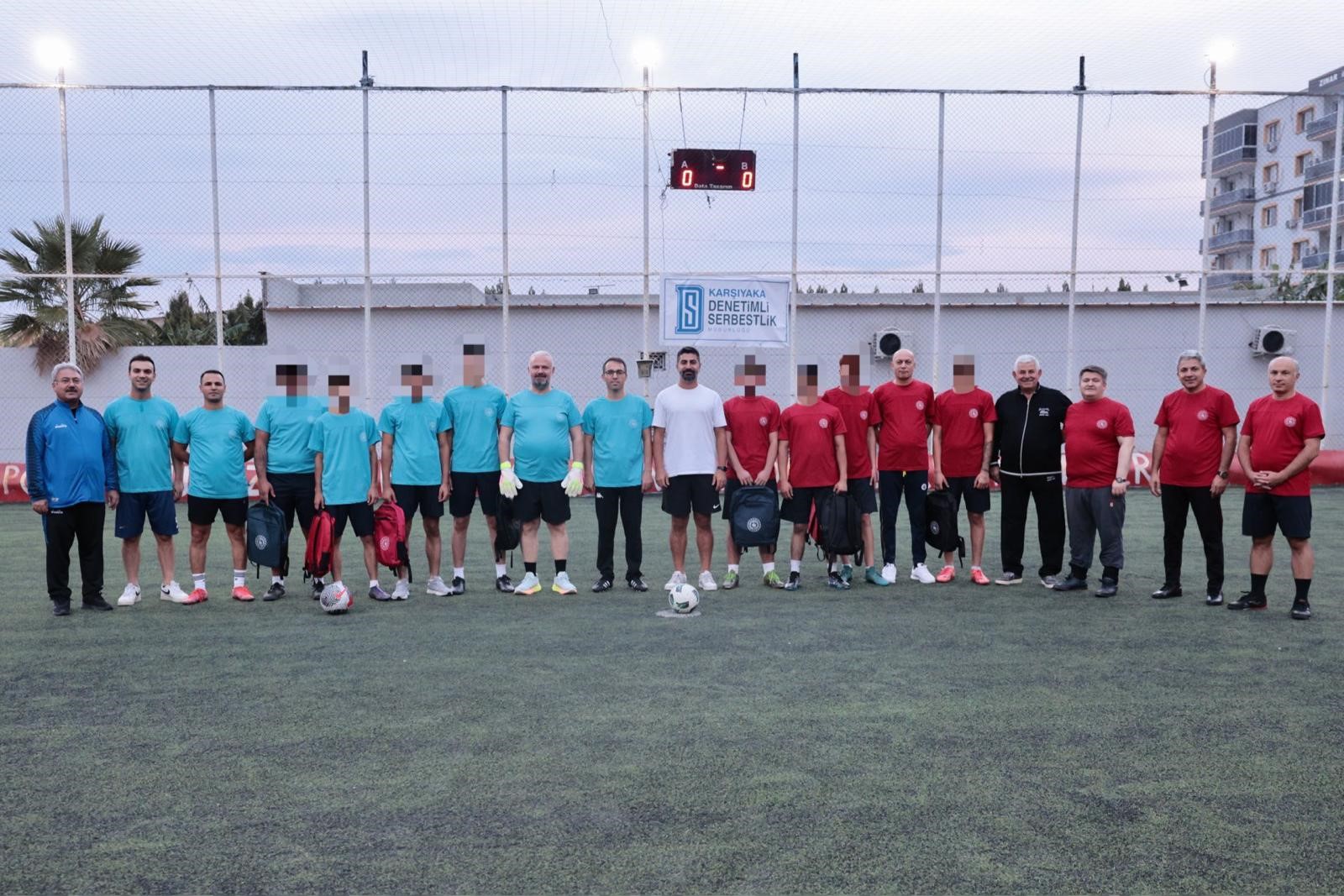 İzmir'de Örnek Etkinlik Gençler Sahada Buluştu (1)