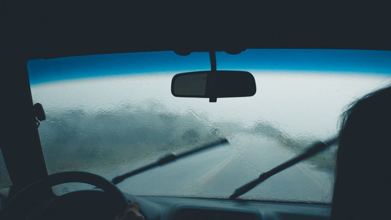 Aynı zamandan çarşamba günü sıcaklıklar 14-23 derece, perşembe 15-21 derece olması rüzgar hızının ise her iki gün için ortalama 7 km/sa olacağı tahmin ediliyor.