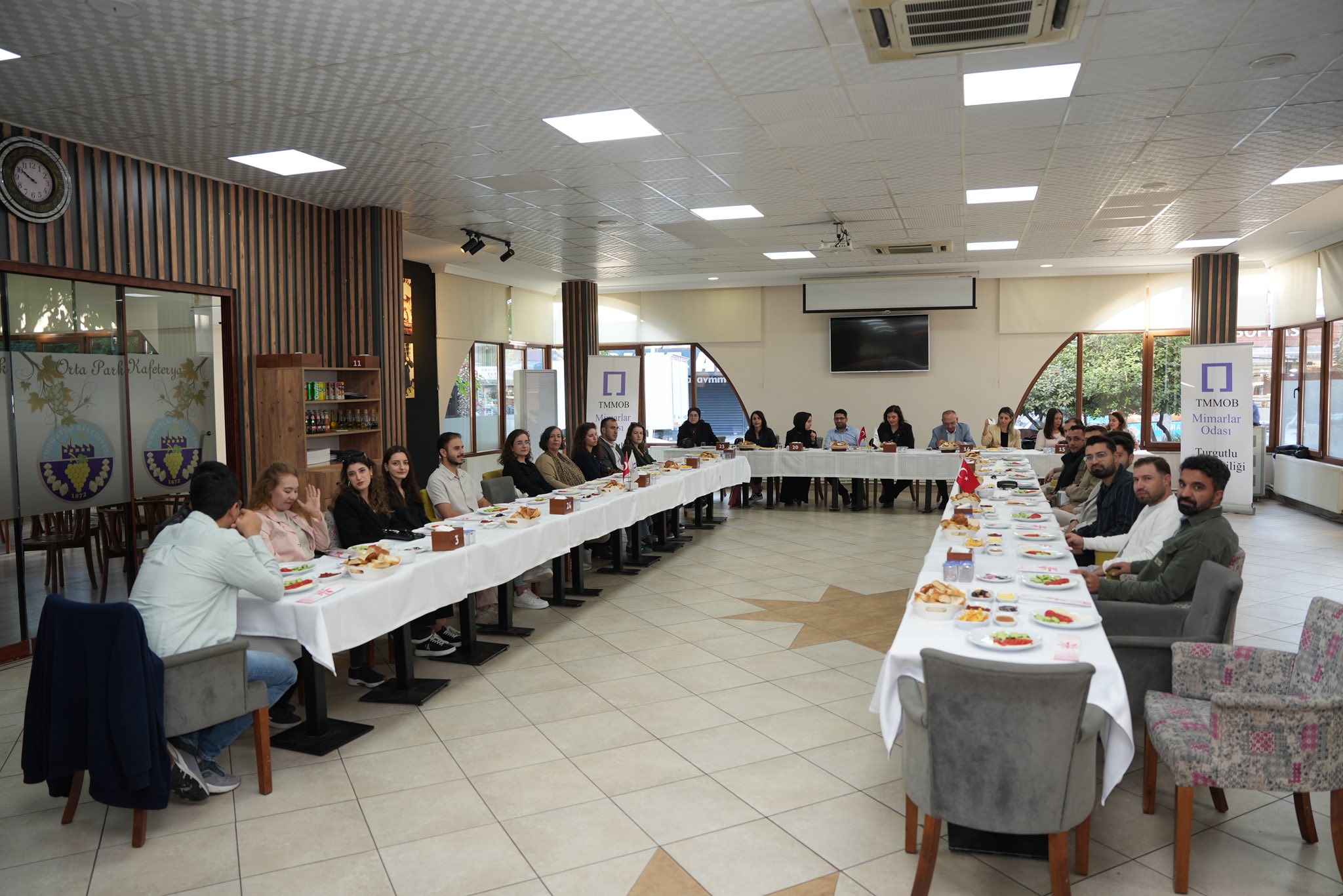 Manisa'da Mimarlık Günü Kahvaltııs (4)