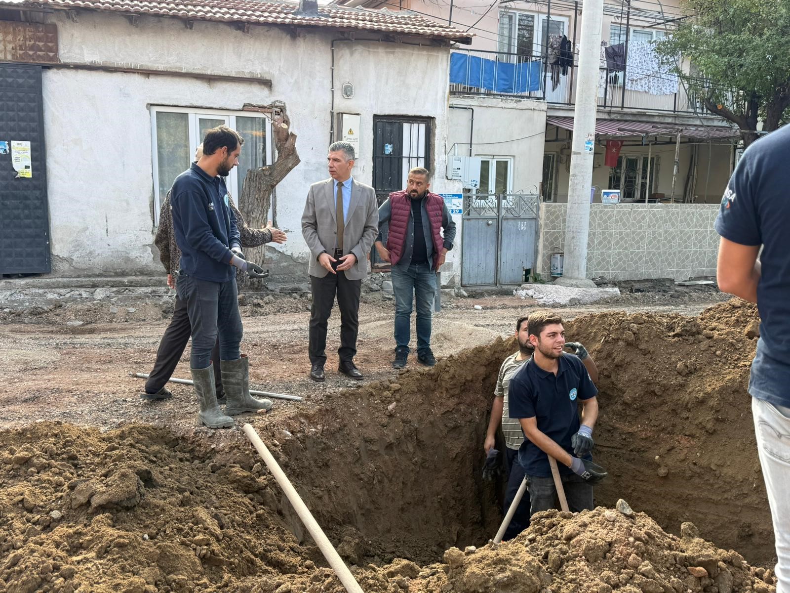 Manisalı Başkan Çalışmaları Yerinde Inceledi! (2)