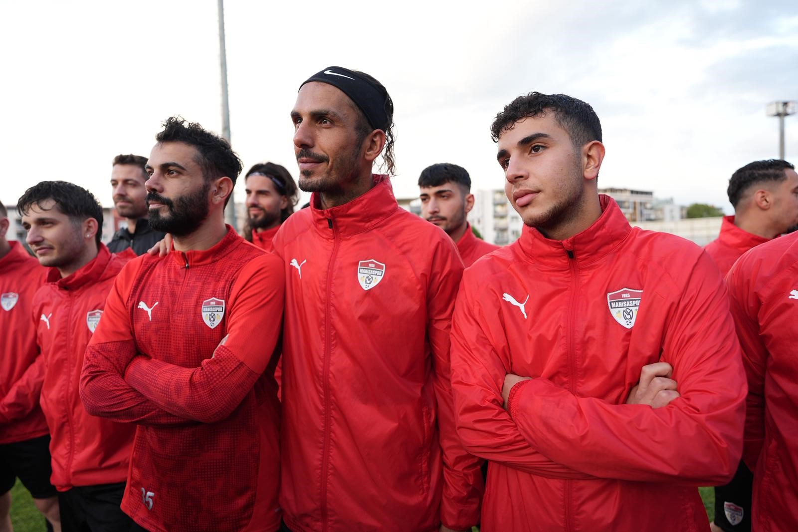 Manisaspor’u (2)