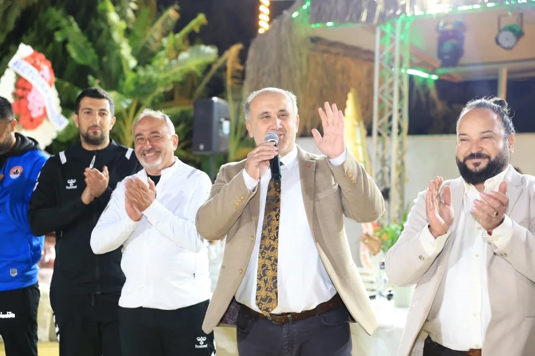 Moral Gecesi (2)