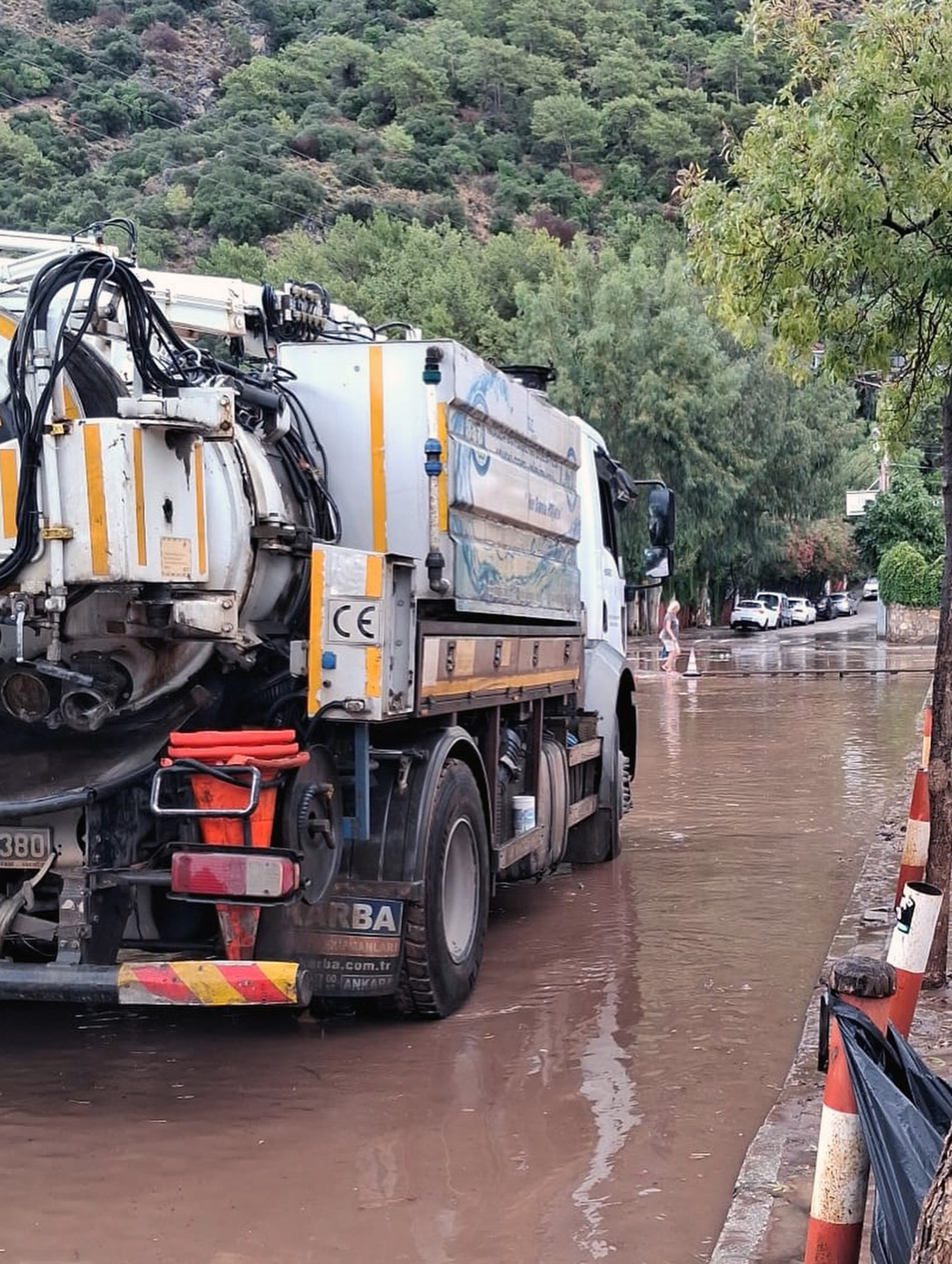 Muski̇, 6 İlçede Gece Boyu Sahada Çalıştı! (3)