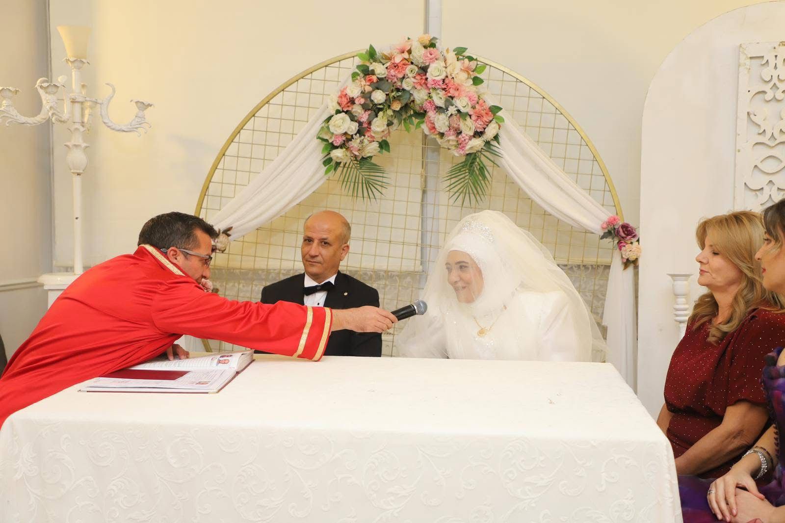 Sevgi Engel Tanımadı Manisa'da Unutulmaz Düğün (6)