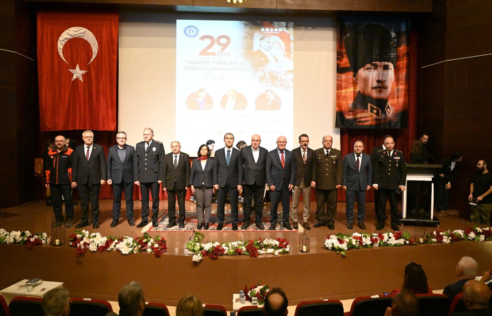 ‘Tarihte Türkler Ve Türkiye Cumhuriyeti’ Paneli (1)