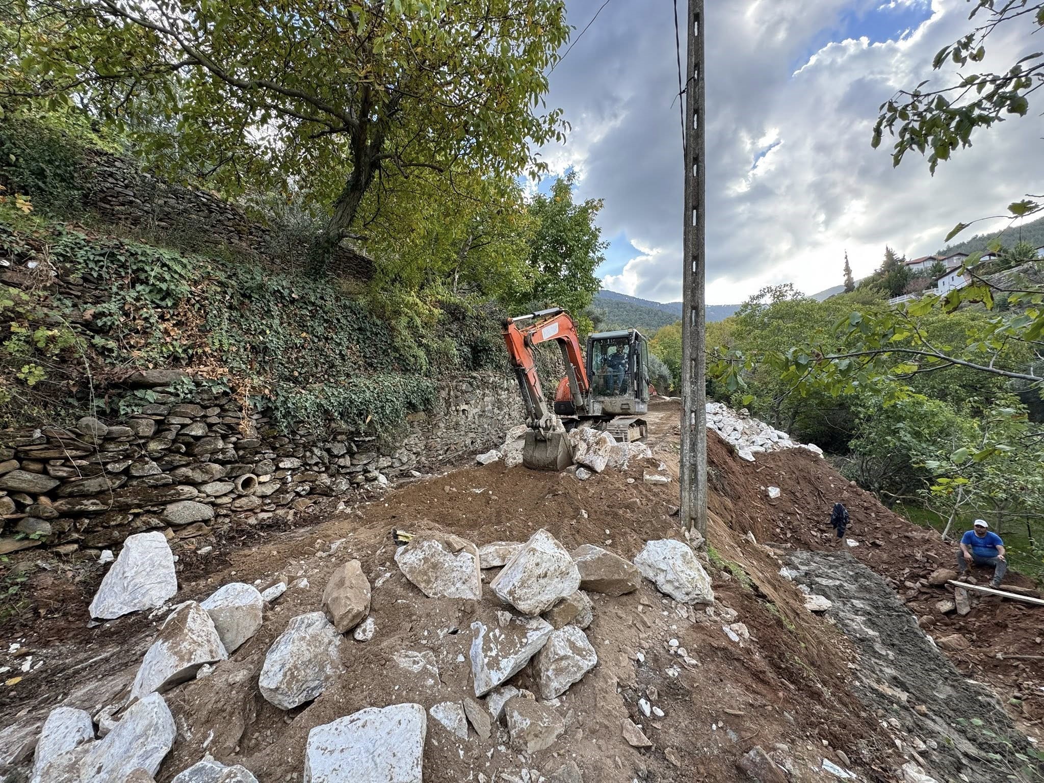 Yol Çökmesi (1)