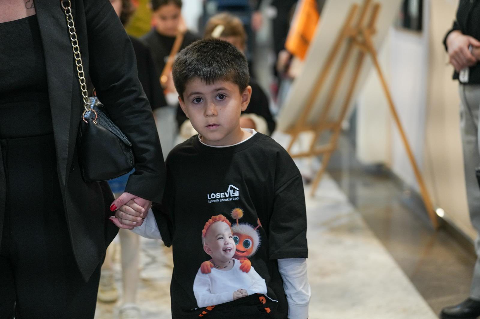 575129507 10163093445264823 6597378950004913450 N