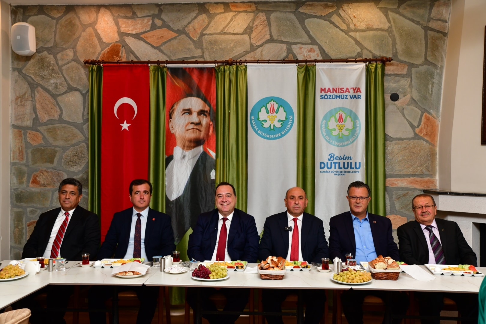 576717223 1396845271798272 7434547886150294865 N