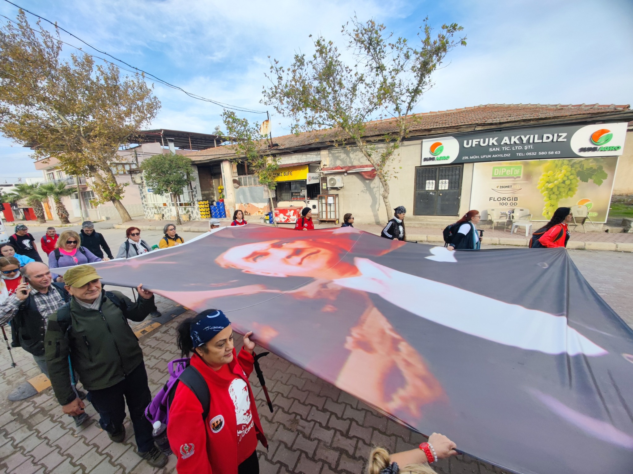 579878530 1157358943246280 3478029963037291263 N