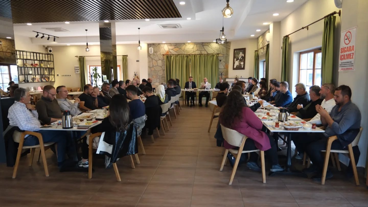 580074378 18394212799192201 5059574988824628358 N