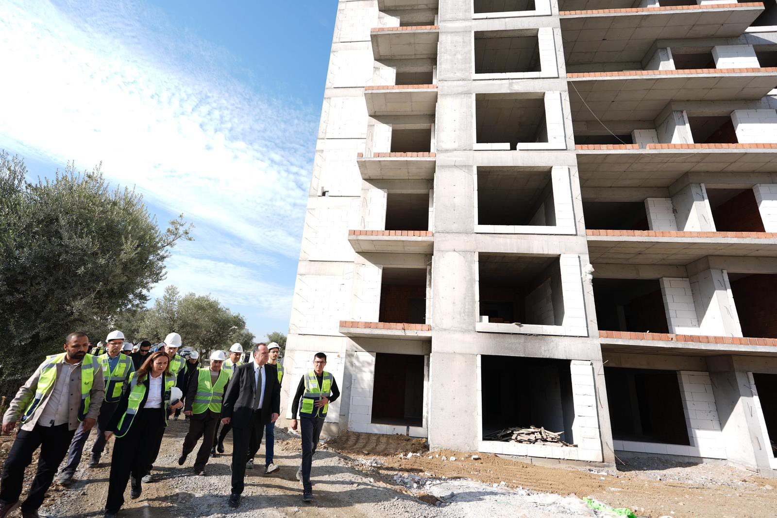 580942890 10163132081324823 7601550097625180608 N