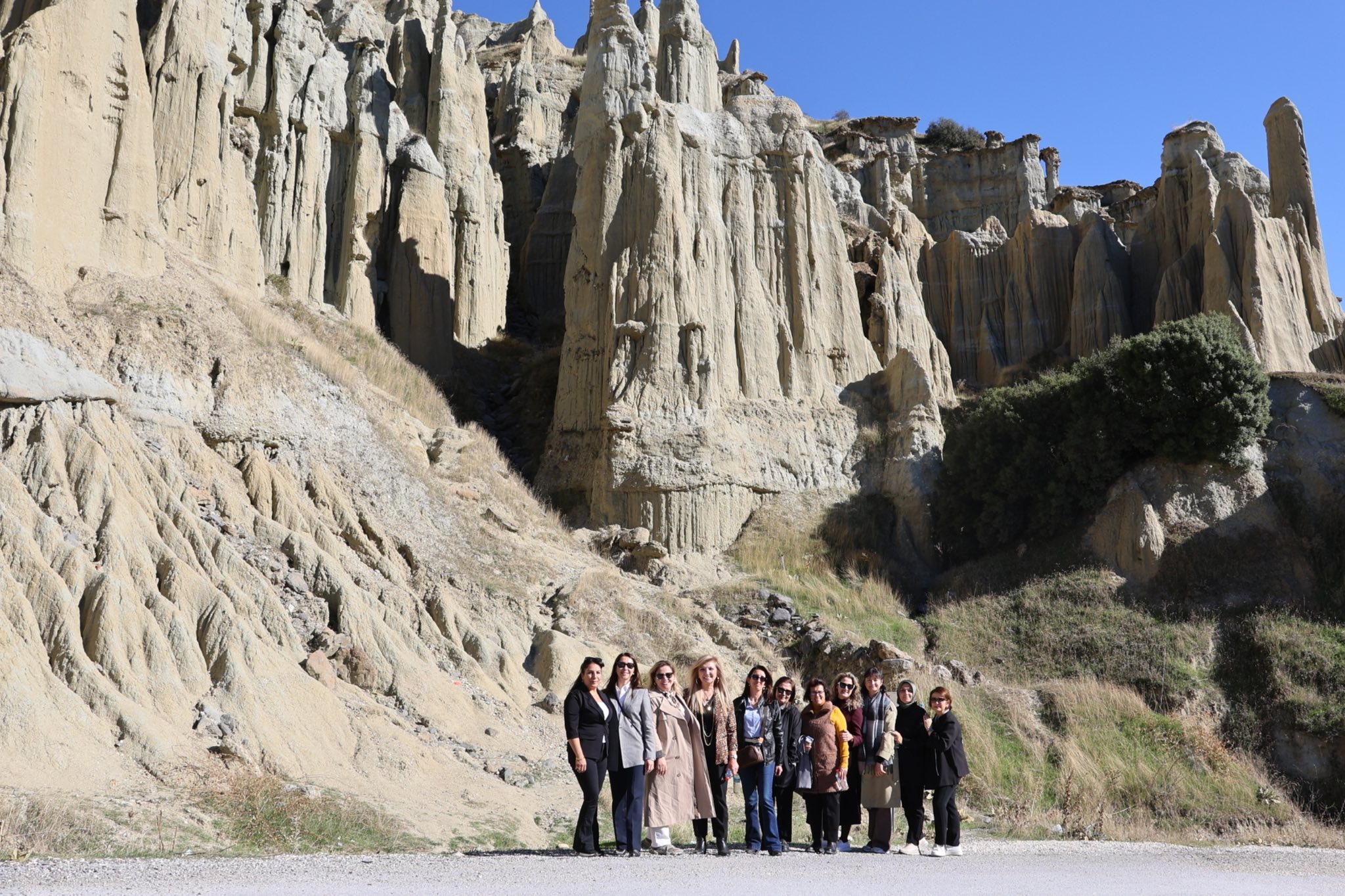 584569239 1174999431484121 2864524374456094356 N