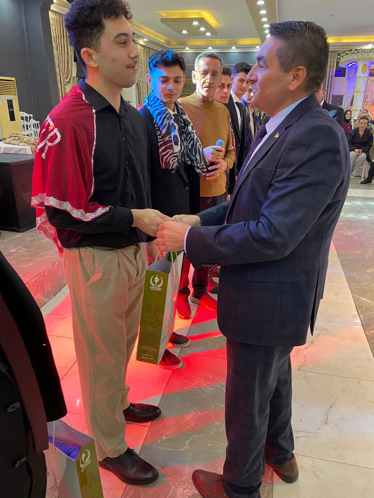 586209078 1167023505613157 4727643827005404581 N