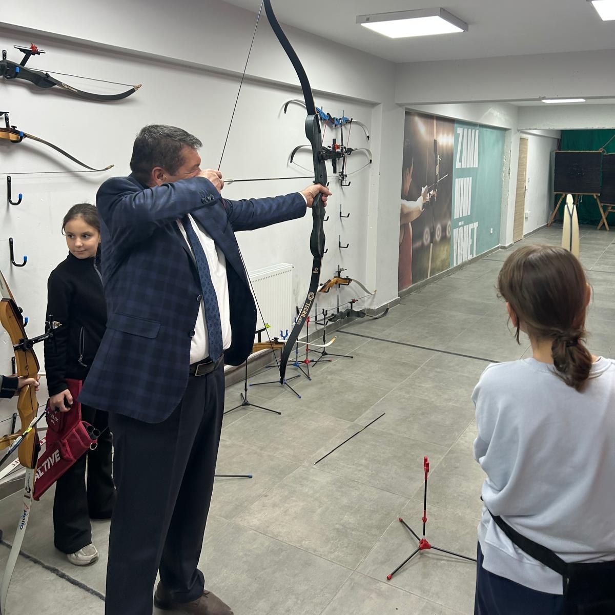 588725315 1171154985200009 8135057247428249219 N