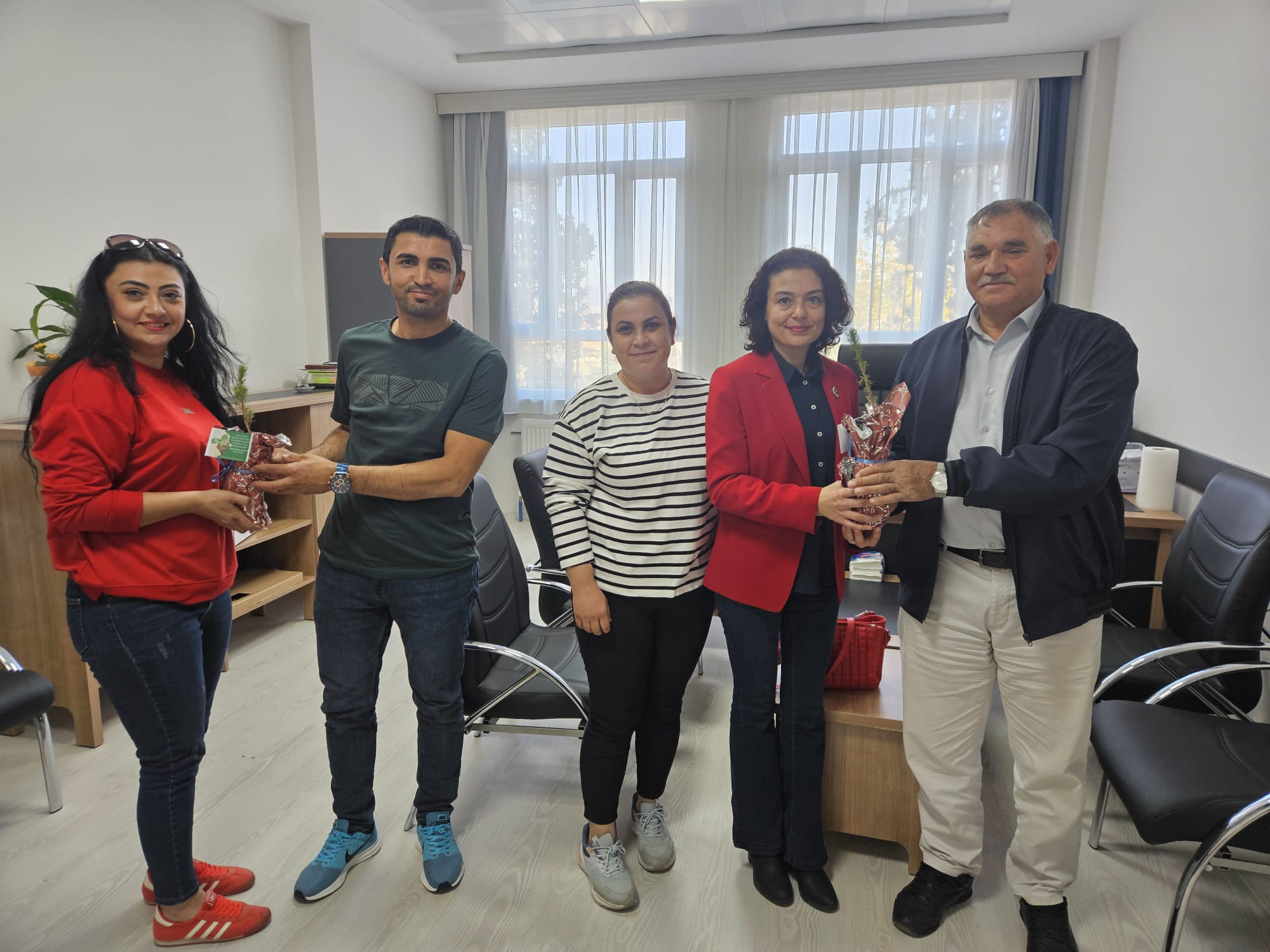 589772735 122147717096653877 1948270658969033373 N