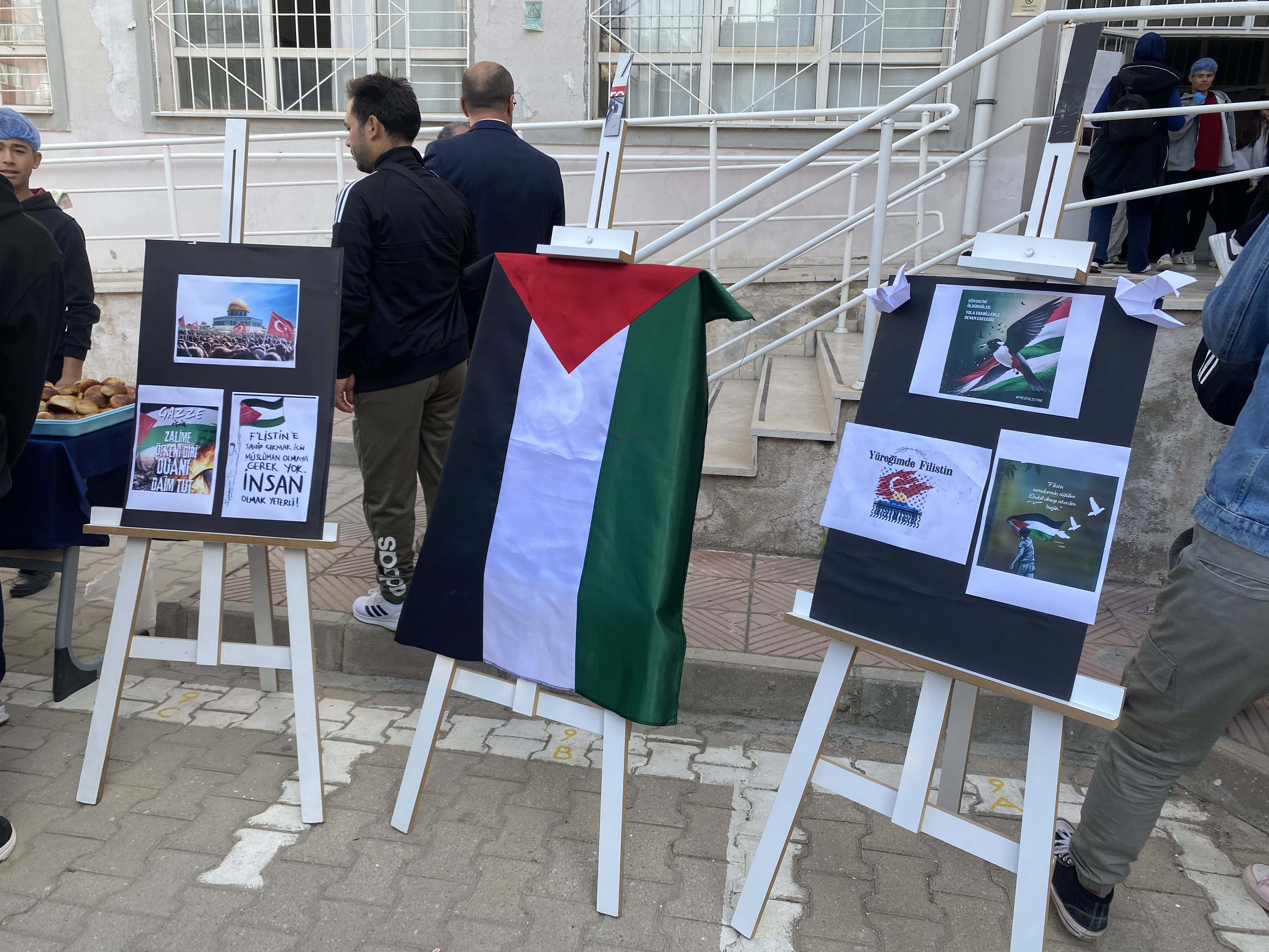 Alaşehirli öğrencilerden Gazze’ye anlamlı destek.1.1