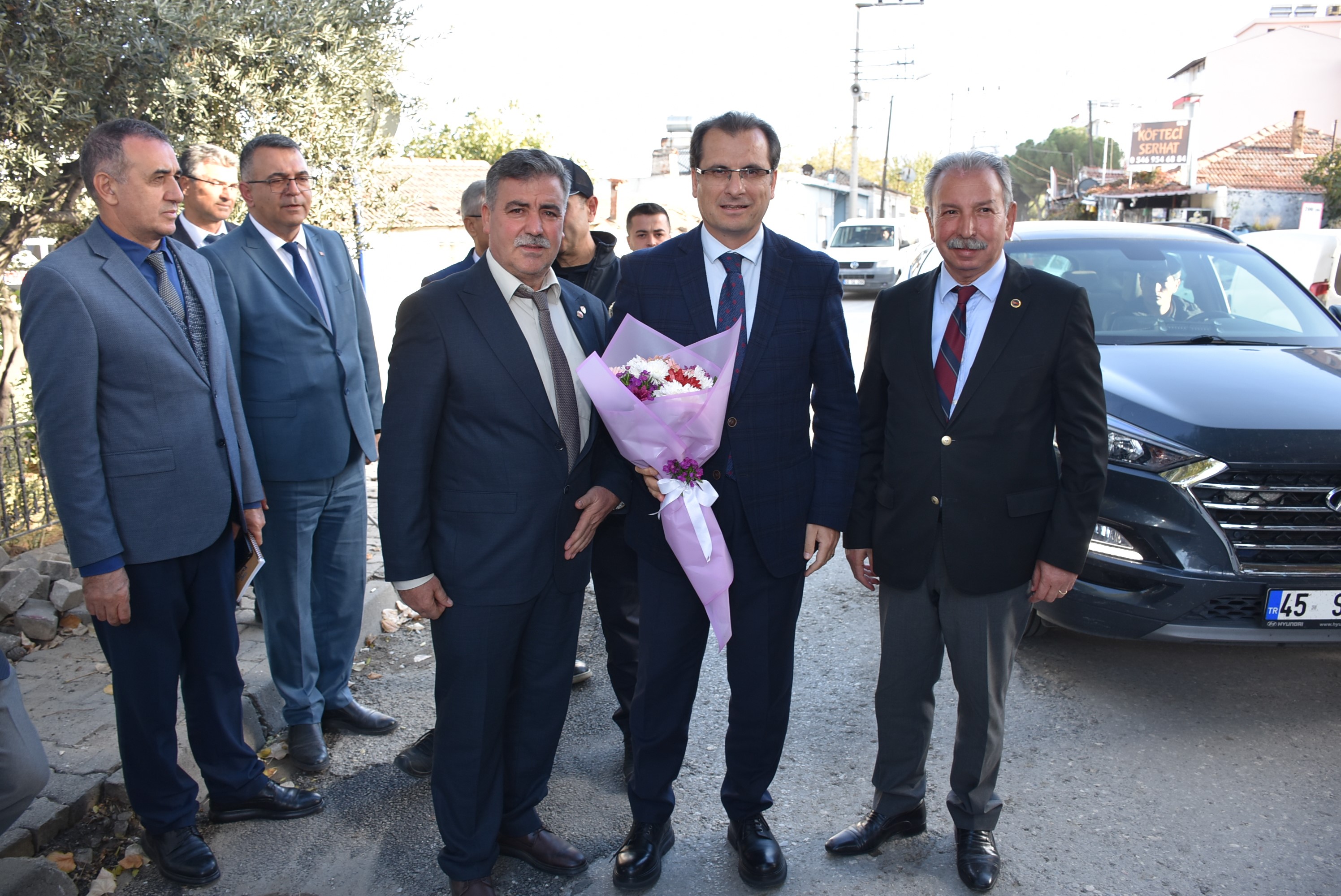 Kaymakam Güldoğan mahalle sakinleri ile buluştu-.1