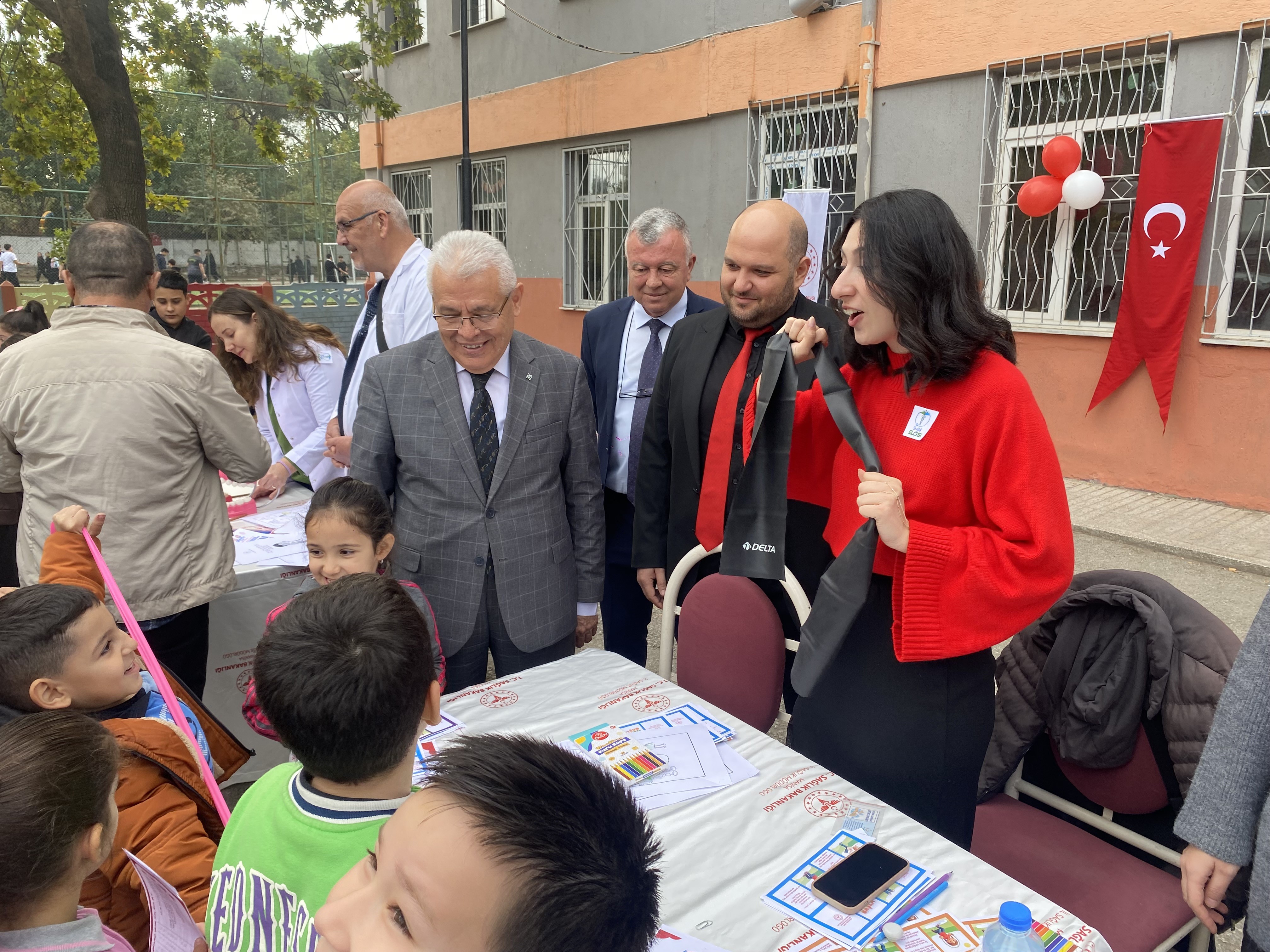 Alaşehir'de öğrencilere uygulamalı sağlık eğitimi-1.2
