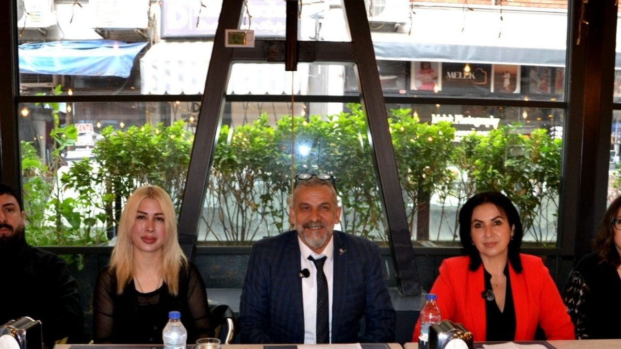 Ayhan Öci Berberlerve Kuaförler Odası Başkanlığına Adaylığını Açıkladı (1)