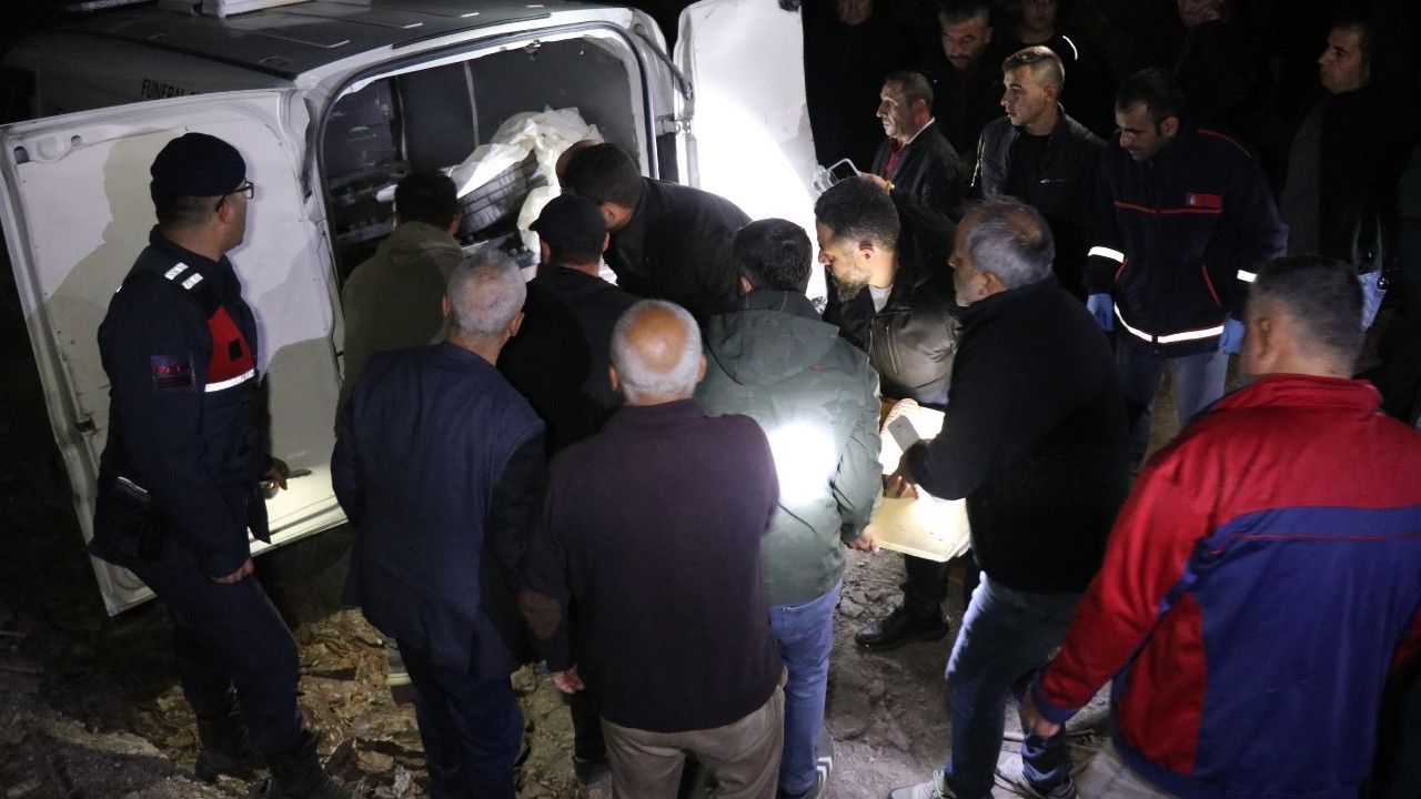 Denizli'de Odun Toplamaya Giden Yaşlı Çiftin Cansız Bedenlerine Ulaşıldı.22.