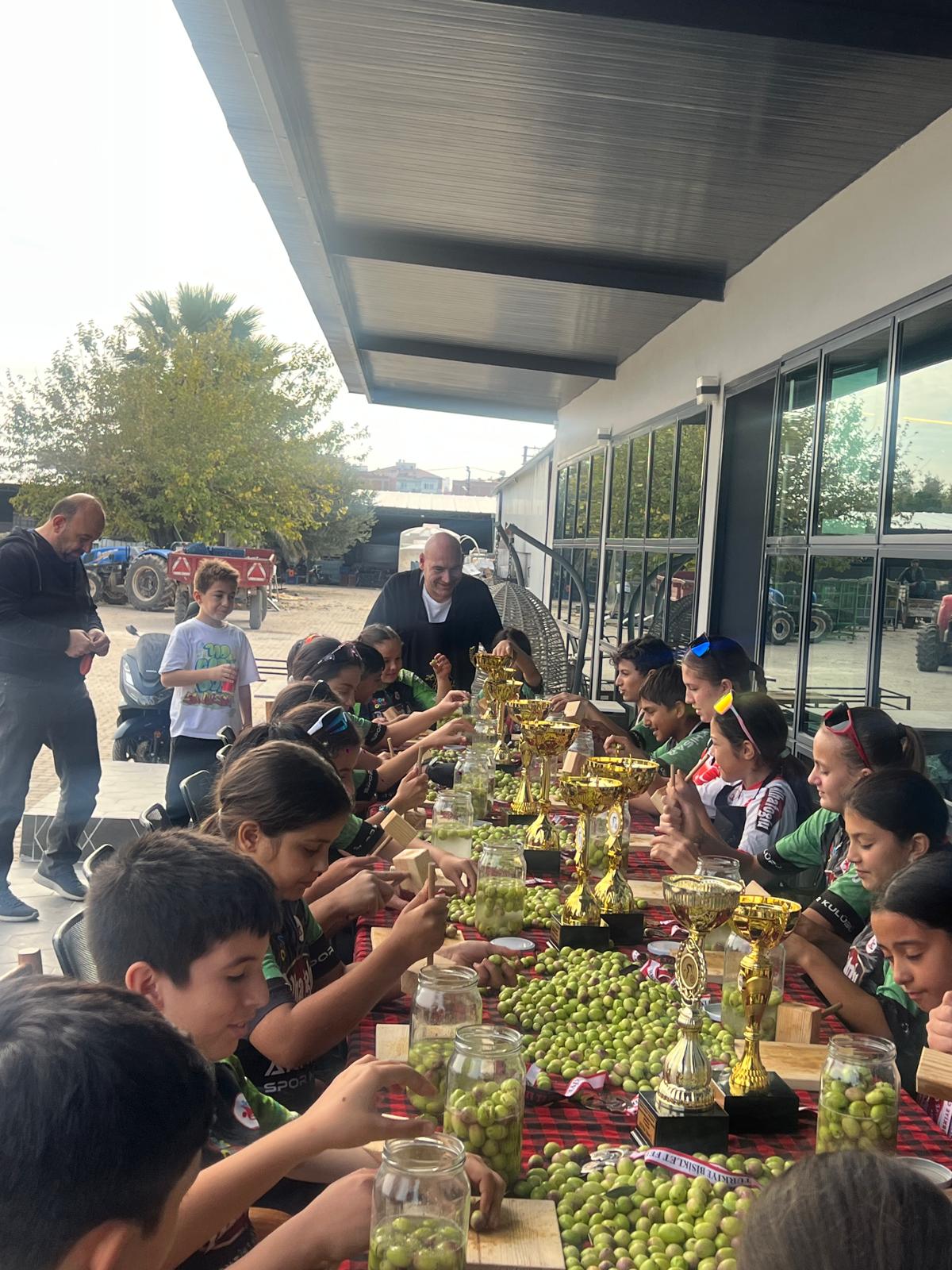 F4B2E7Ca D7F1 4B07 8Fef 54Ce91Fbb7E3