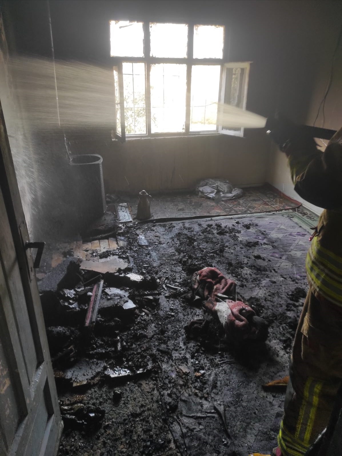 Manisa Ev Yangını (3)